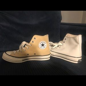 Size 7.5 cream and white converse.